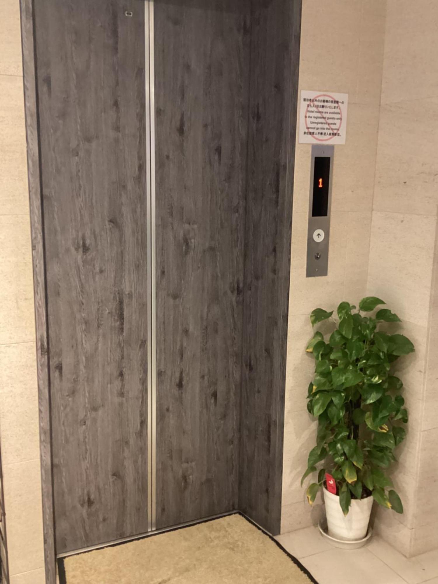 Hotel New Takada Токіо Екстер'єр фото